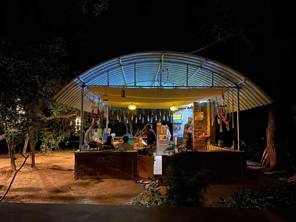 The Dreamcatcher Hostel ออโรวิลล์ ภายนอก รูปภาพ